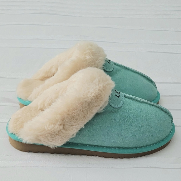 UGG Coquette Aqua Blue 🩵 Suede Shearling Slippers Size 8 - Picture 1 of 10